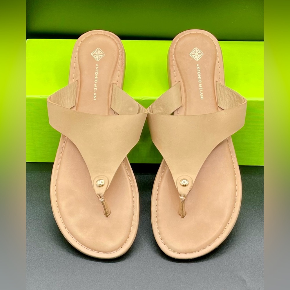 ANTONIO MELANI Lennore Leather Thong Sandals. Size 11 M